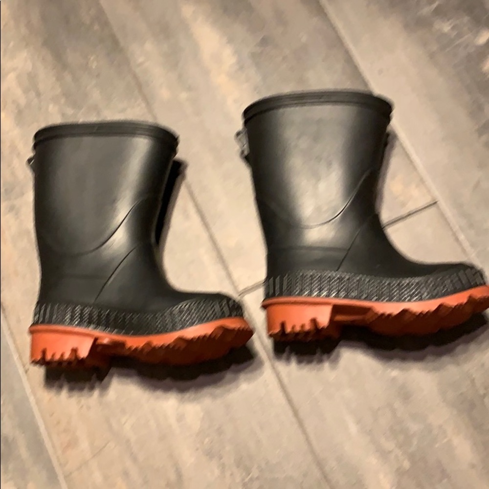 Rain boots